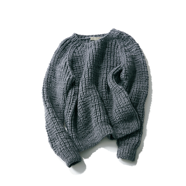 ニット¥45,100/サードマガジン(メリノス デル レイ)