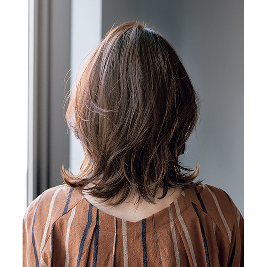 後ろから見た アラフォーに合う人気ヘアスタイル3位
