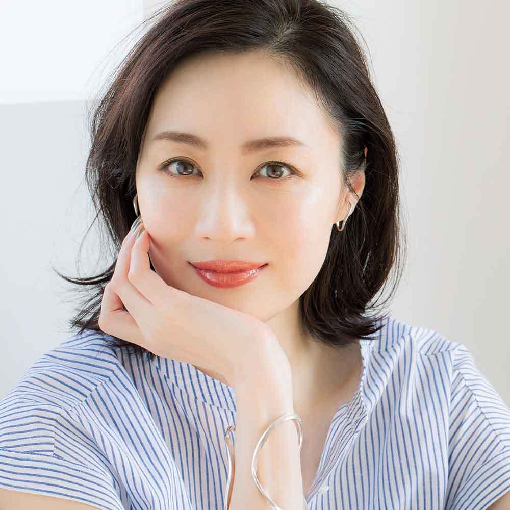 リップは色と質感の相性で今季らしさが決まる!オレンジ×うるツヤリップ_1_2