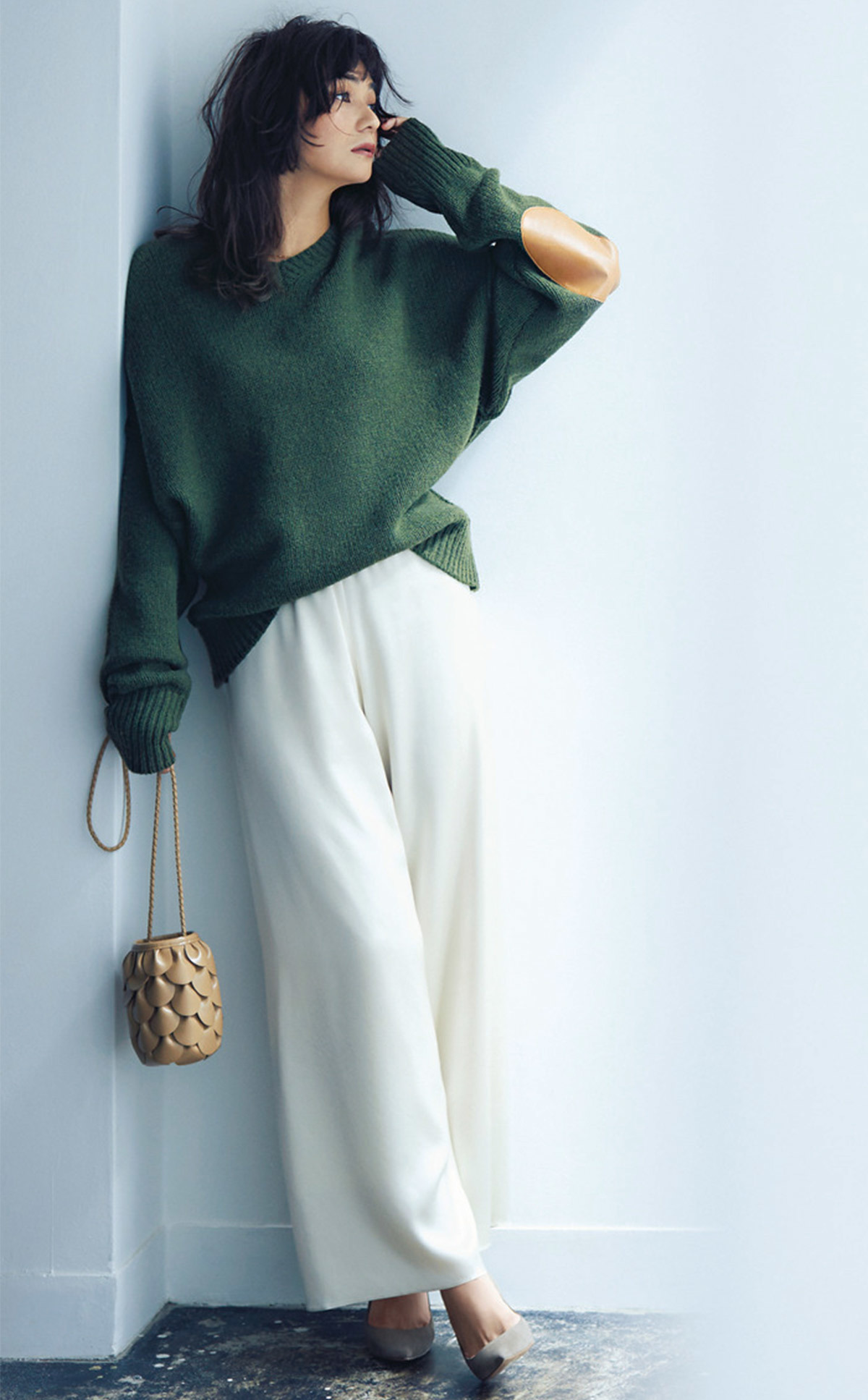 V-neck Knit ゆるVニット