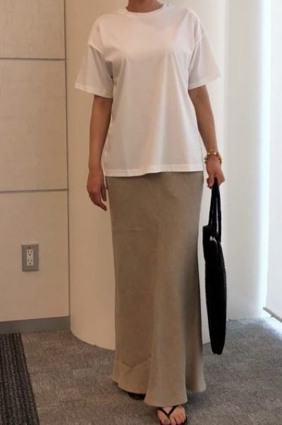 SACRA リネンスカート ¥29,700