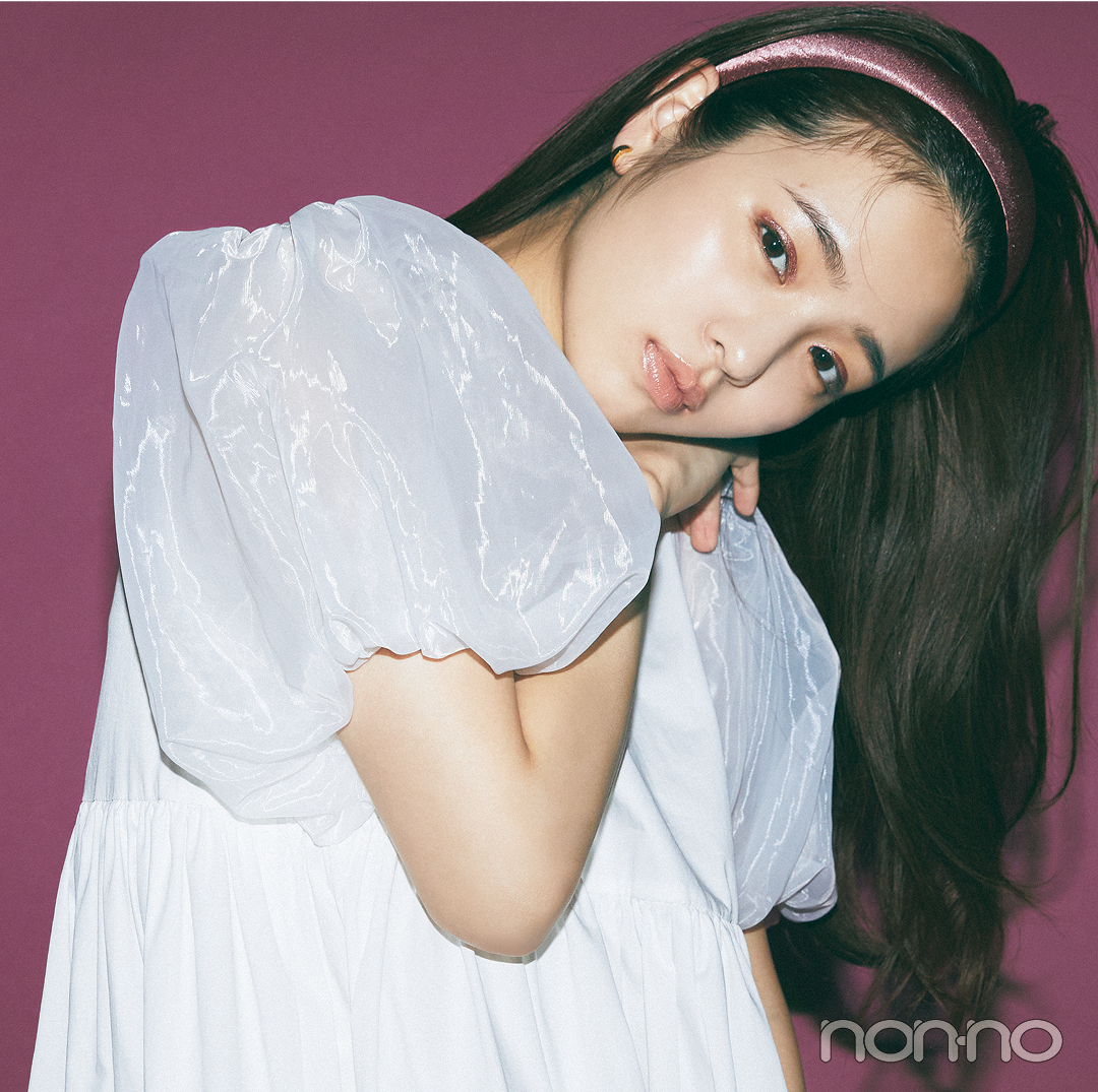 横田真悠のあか抜け秋コスメモデルカット3−1