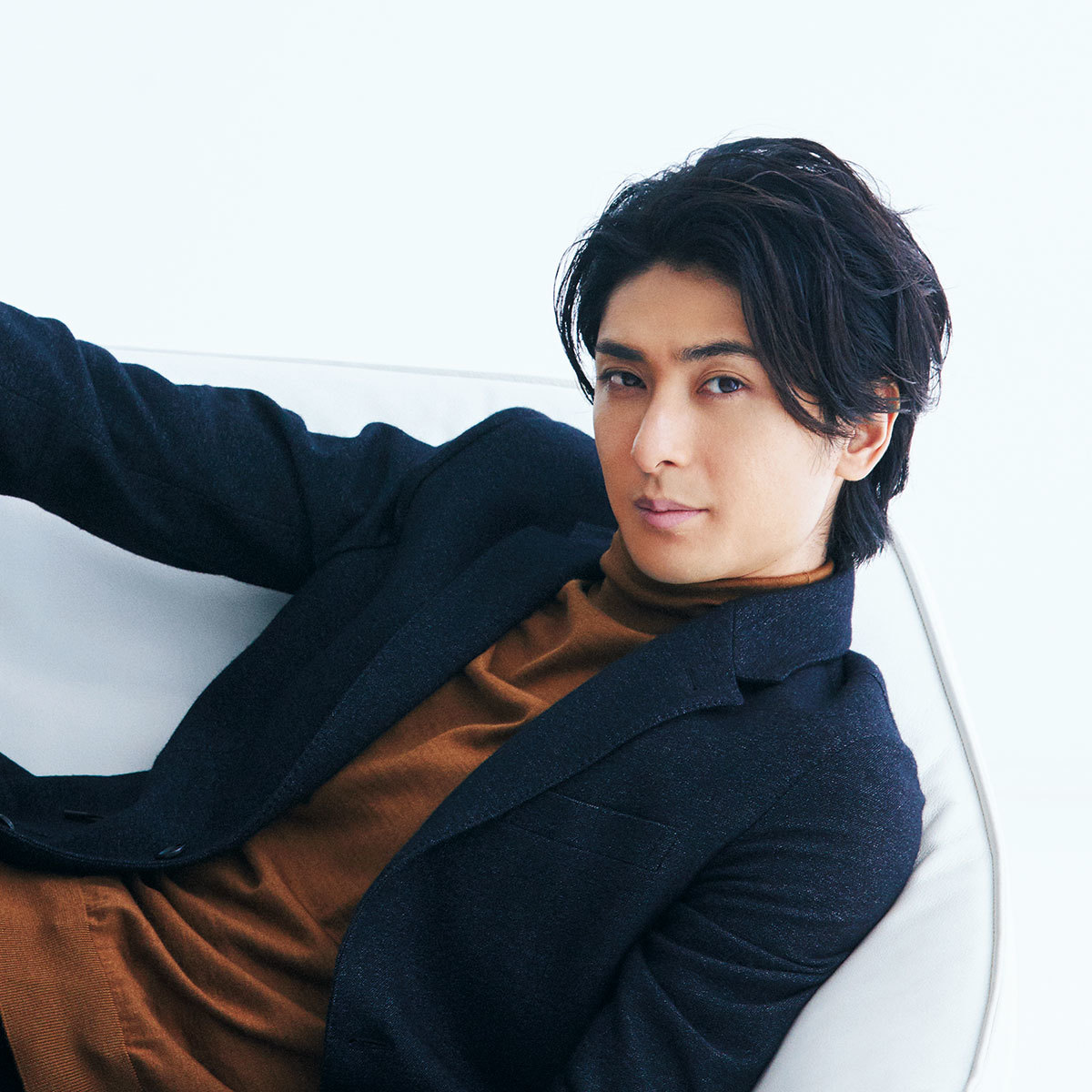 古川雄大 振りきれた役への挑戦を続けるミュージカル界のプリンス マリソル オム ファッション誌marisol マリソル 40代をもっとキレイに 女っぷり上々