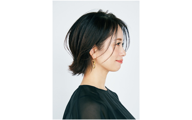 さわやかな毛束感が魅力 丸みグラデーションボブ 50代髪型 ヘアスタイル Web Eclat 50代 女性のためのファッション ビューティ ライフスタイル最新情報