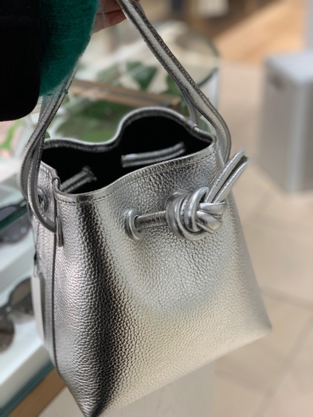 春夏バックは【VASIC】BOND MINIさえあれば、旬コーデが作れます。_1_4
