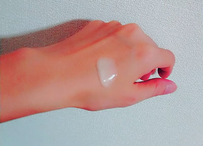 肌、一新する? エスティ ローダー の新美容液で毛穴レスに_1_2