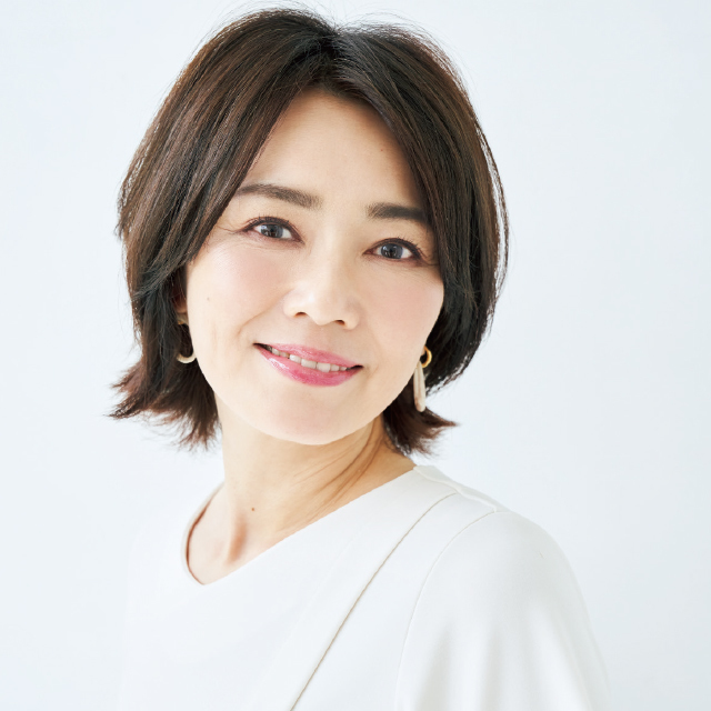 根元白髪 の目立ち具合が困る というアラフィーの声が殺到 50代髪型人気ランキングtop10 Web Eclat 50代女性のためのファッション ビューティ ライフスタイル最新情報