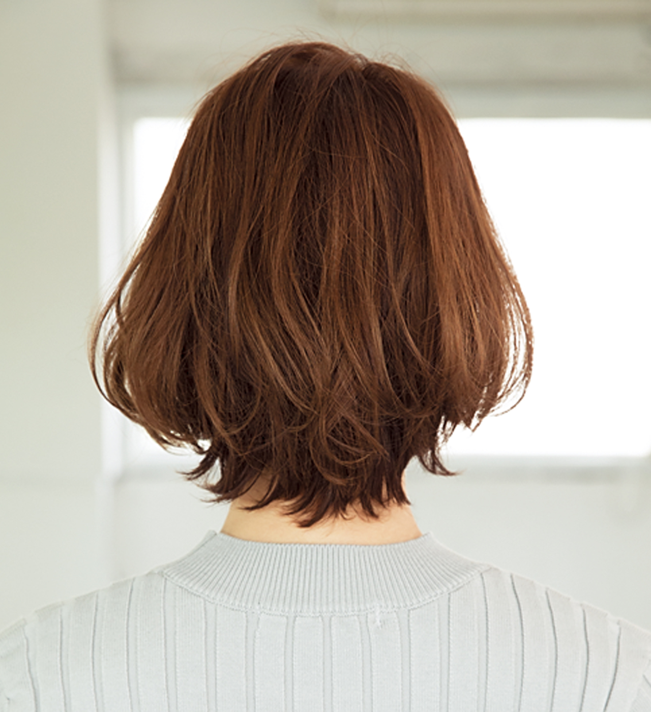 カジュアルもエレガントもアレンジ自在。2way前髪で髪悩みも解決!【40代のボブヘア】_1_3