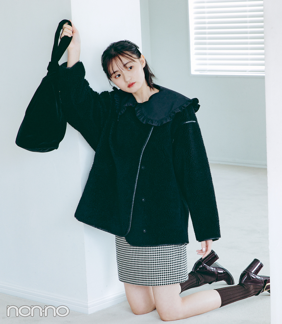 遠藤さくらSweet BLACK♡ ふわもこアウターであざと可愛く_1_2