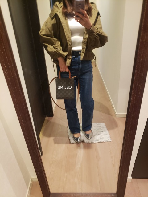 先日 MOUSSYで購入した このアウターを合わせると 雰囲気がガラリと変わります!!