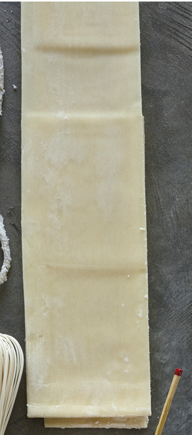きしめんのルーツにもなった三河名物 仁吉庵本舗の「ひもかわうどん」_1_2