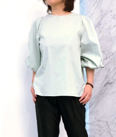 E by eclat コットン袖ボリュームブラウス ¥17,600