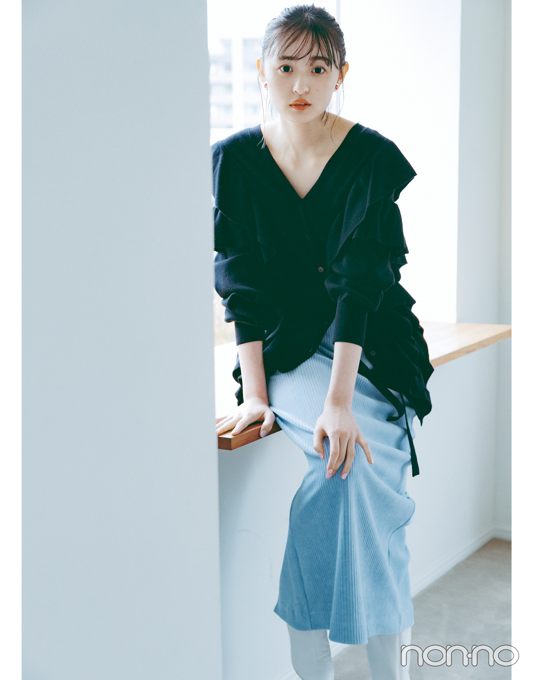遠藤さくらSweet BLACK♡ きれい色と合わせて上級者っぽく_1_3