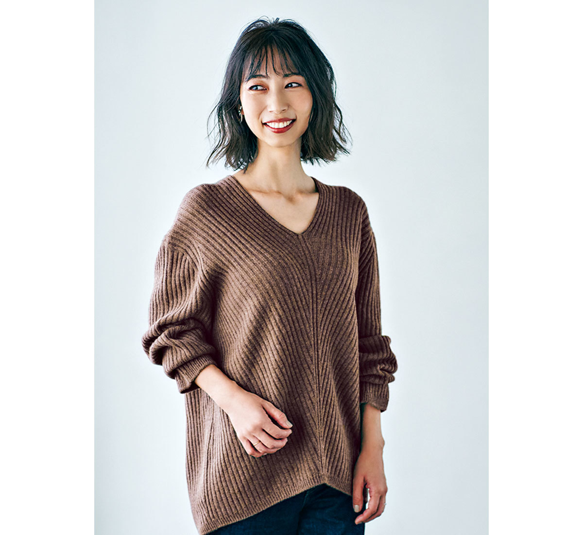 大人がきれいに見える「Vニット」3_3
