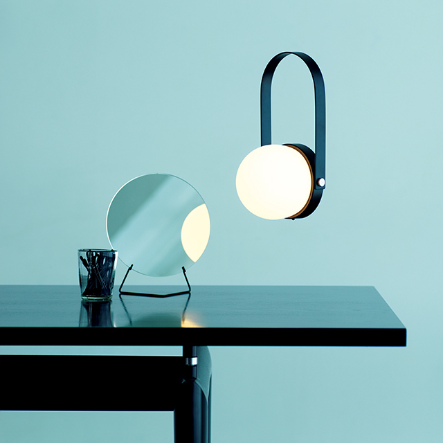 LEDランプ「Carrie LED Lamp」¥45,000 /リビング・モティーフ(メニュー)