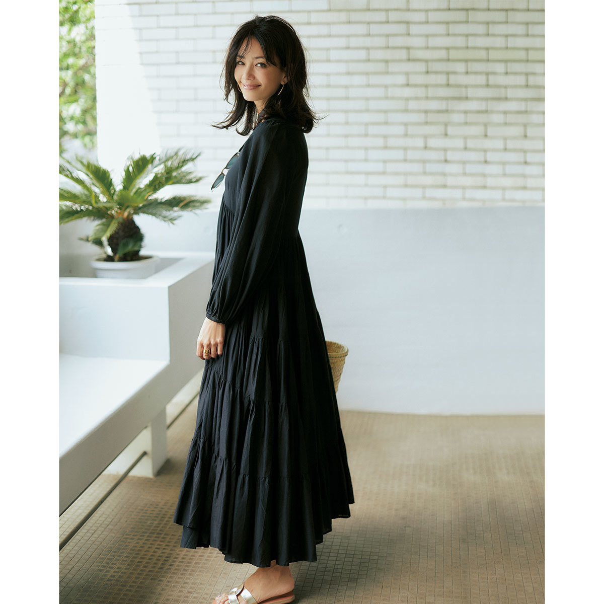 涼しげな清潔感と、凛とした美しさと。40代に似合う黒コーデ見本帖《2019年夏編》_1_18