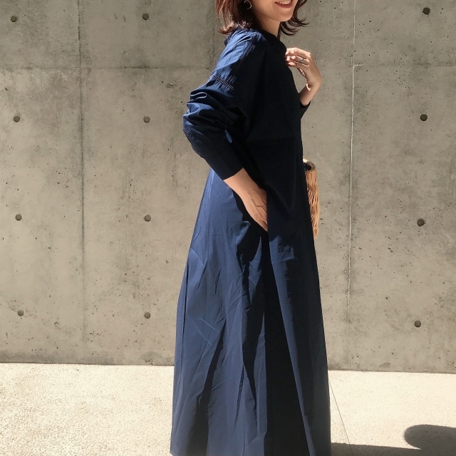 美女組kaaiさんのナラカミーチェのワンピース着用姿