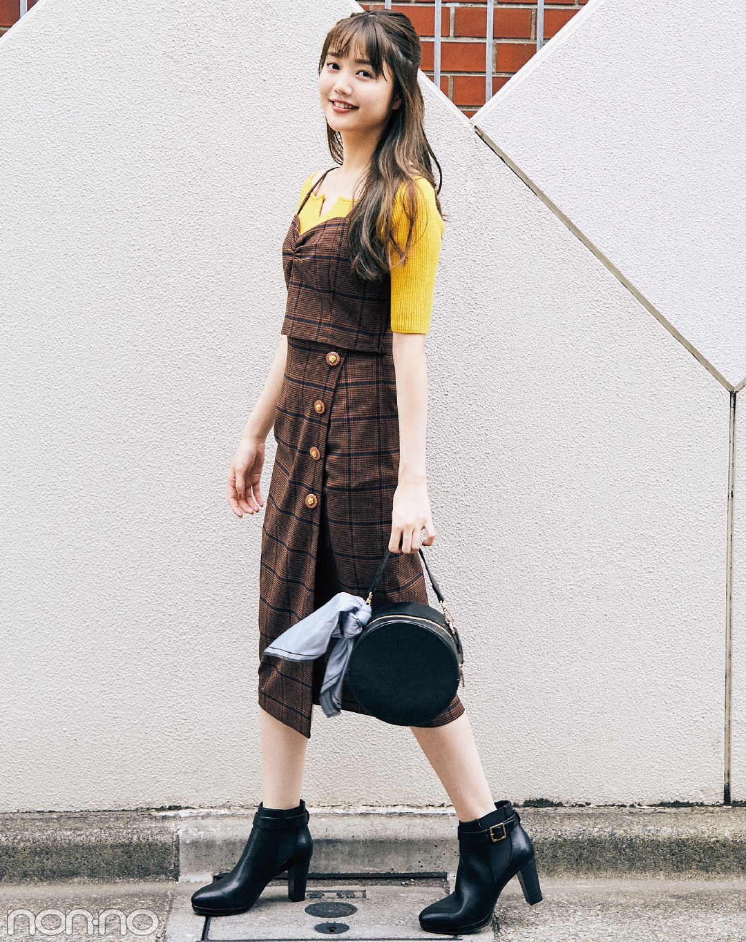 ノンノモデル松川菜々花がこの秋選んだニットって Non No Web ファッション 美容 モデル情報を毎日お届け