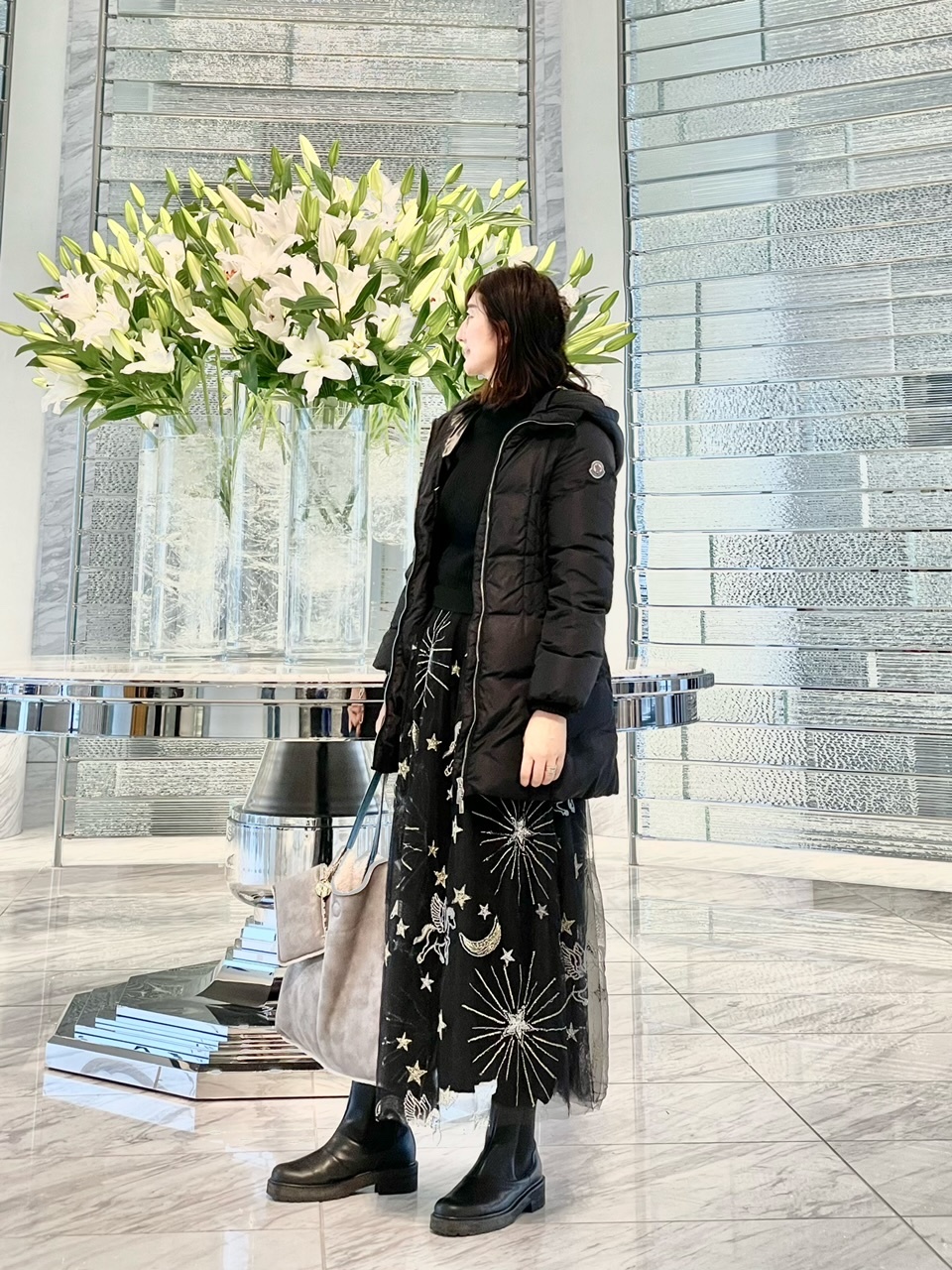 上も下も黒スタイルで芦屋ステイ 華組 山口りえのブログ 華組ブログ Web Eclat