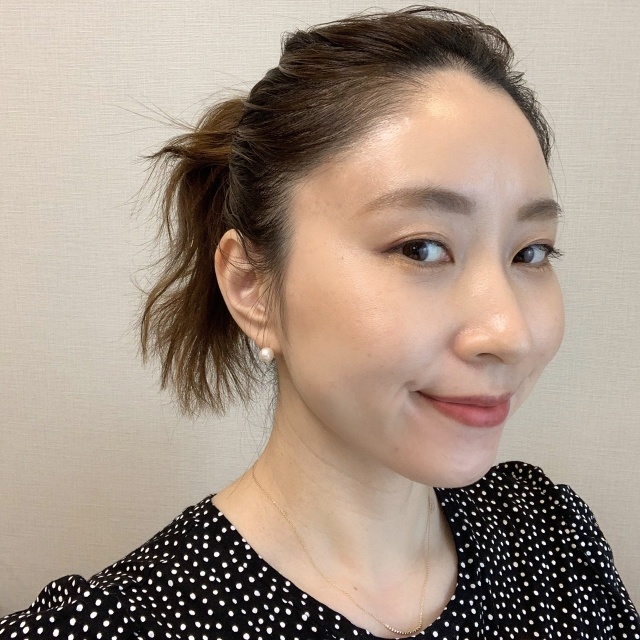 ヘアアレンジ 夏 ポニーテール