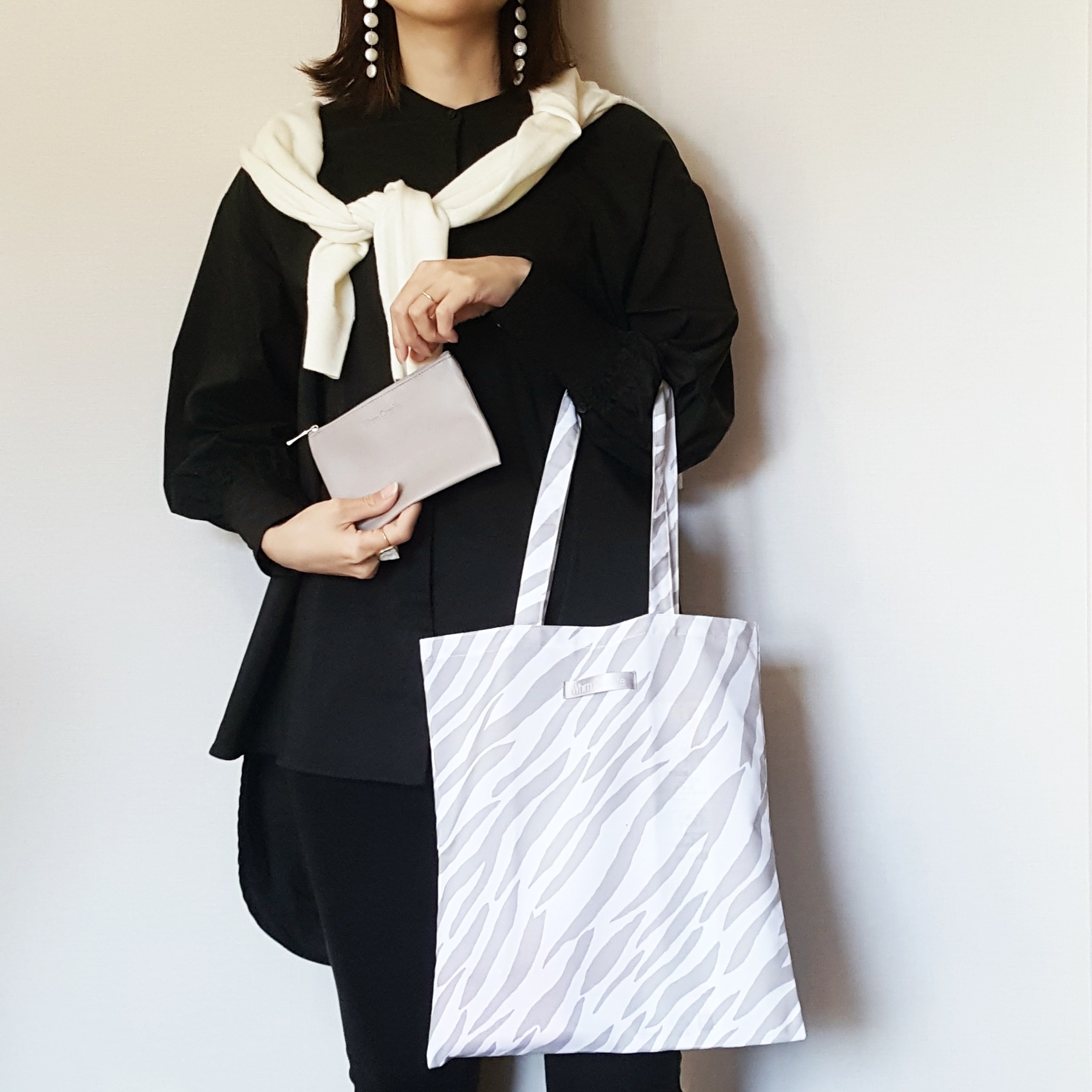 Marisol 4月号の付録はアラフォーが買うべきブランド Whim Gazetteのゼブラ柄トート マルチポーチ 3月5日発売 ファッション 誌marisol マリソル Online 40代をもっとキレイに 女っぷり上々