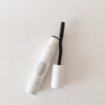 気になる白髪を今すぐカバーしたい 携帯にも便利な 優秀 リタッチカラー2選 Web Eclat 50代女性のためのファッション ビューティ ライフスタイル最新情報