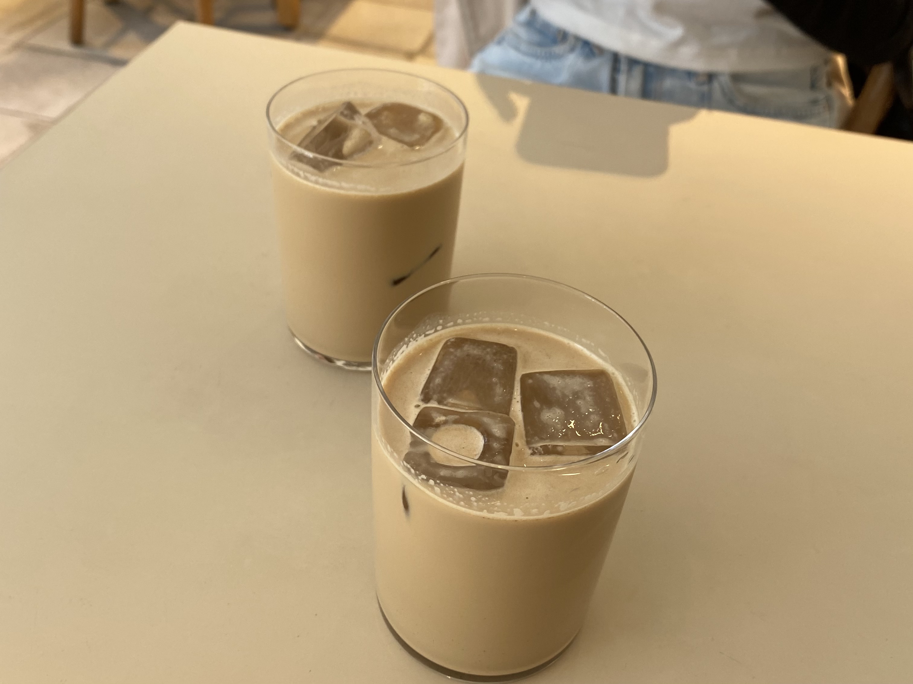 講師仲間とはカフェに行っておしゃべりしたりもします!
