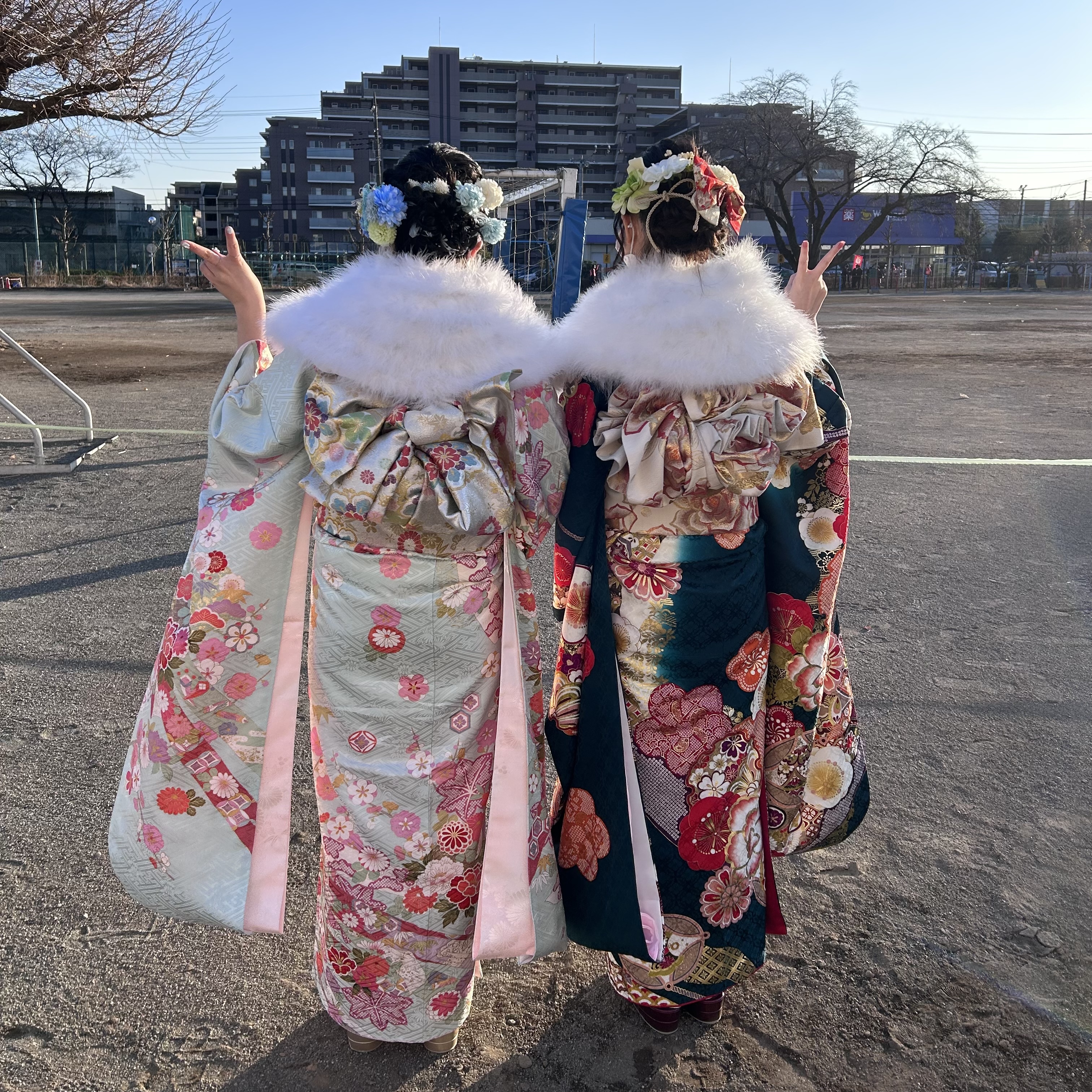 式典が終わったらみんなと写真を撮りました📷