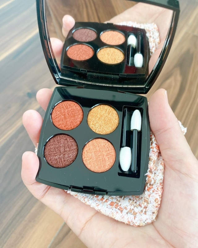 【可愛すぎるアイシャドウ】CHANELのレ キャトル オンブル ツイードを全色大人買い!!_1_4