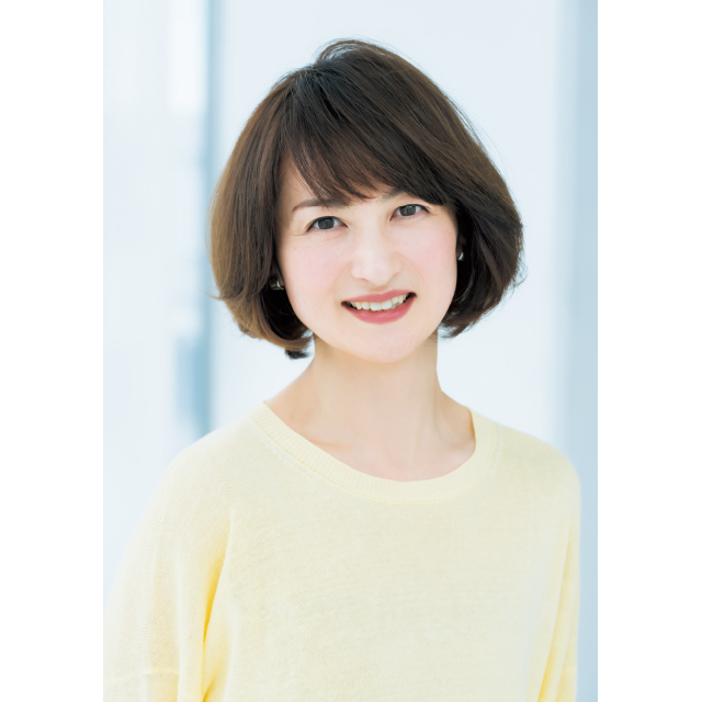 おろし前髪で優しく明るい印象にチェンジ