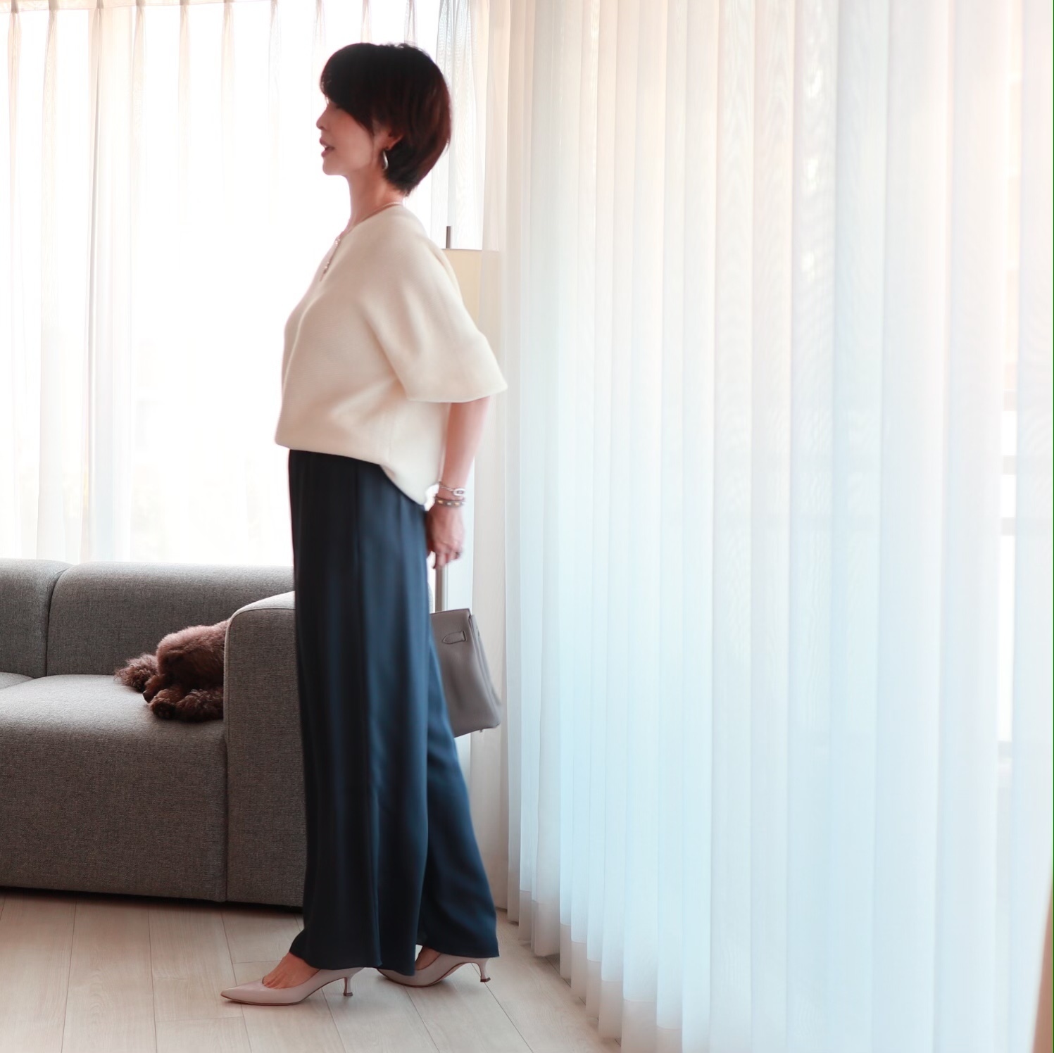 ユニクロ 白ニットコーデ