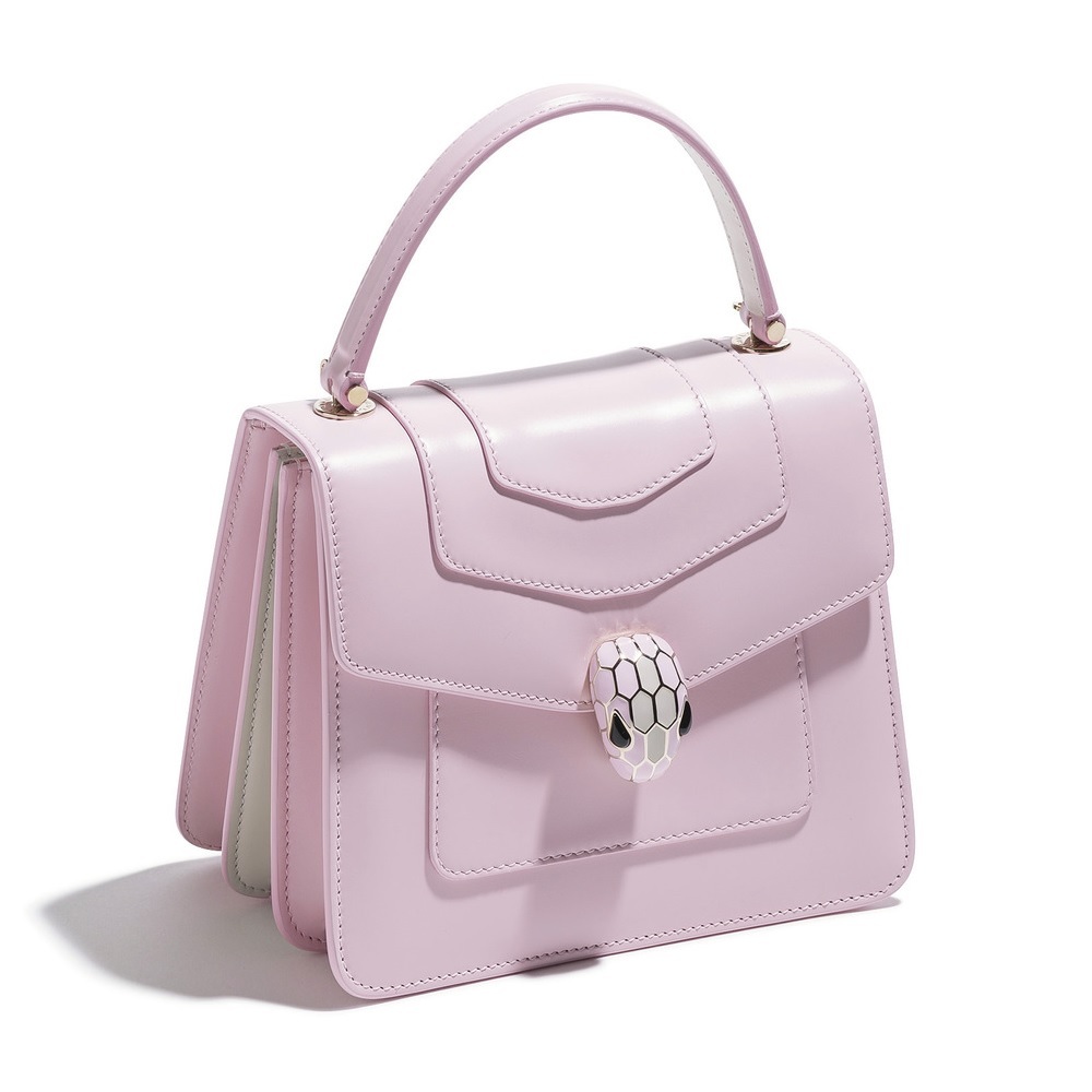 春の装いにオン おしゃれプロがひと目惚れしたバッグ ファッション名品 ファッション誌marisol マリソル Online 40代をもっとキレイに 女っぷり上々