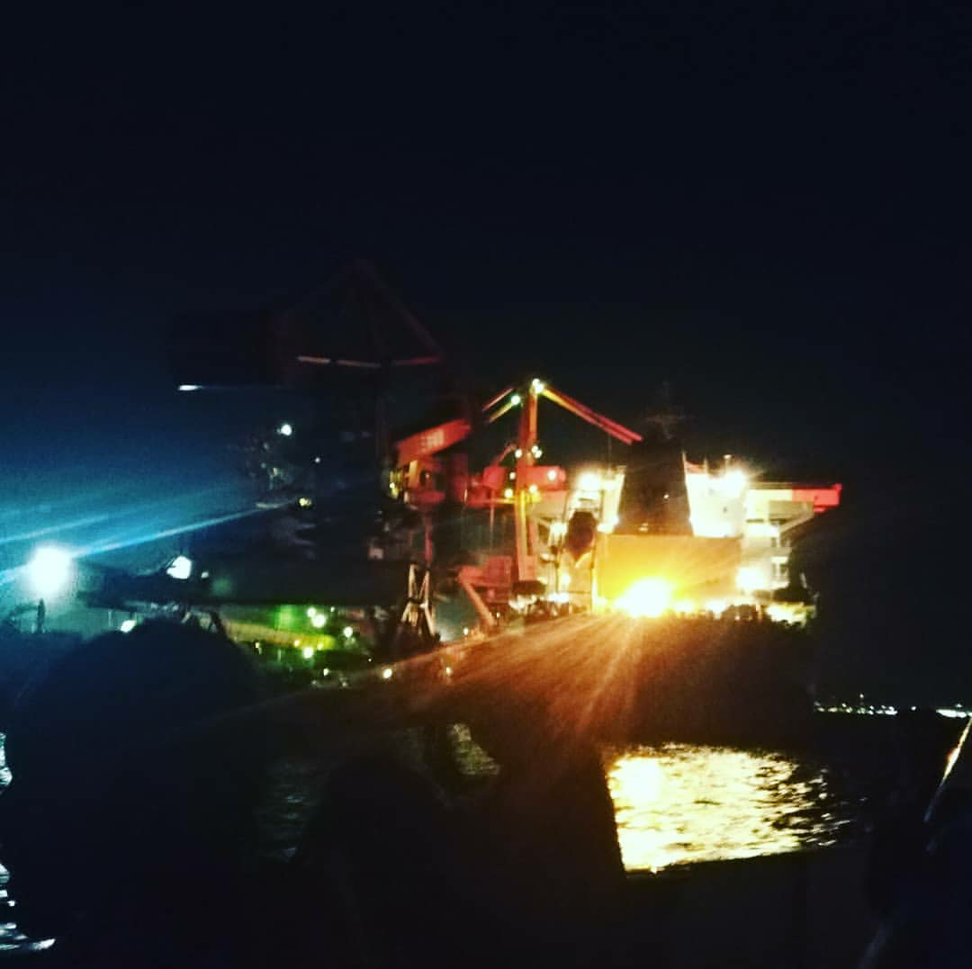 京浜工場夜景とみなとみらいクルーズ