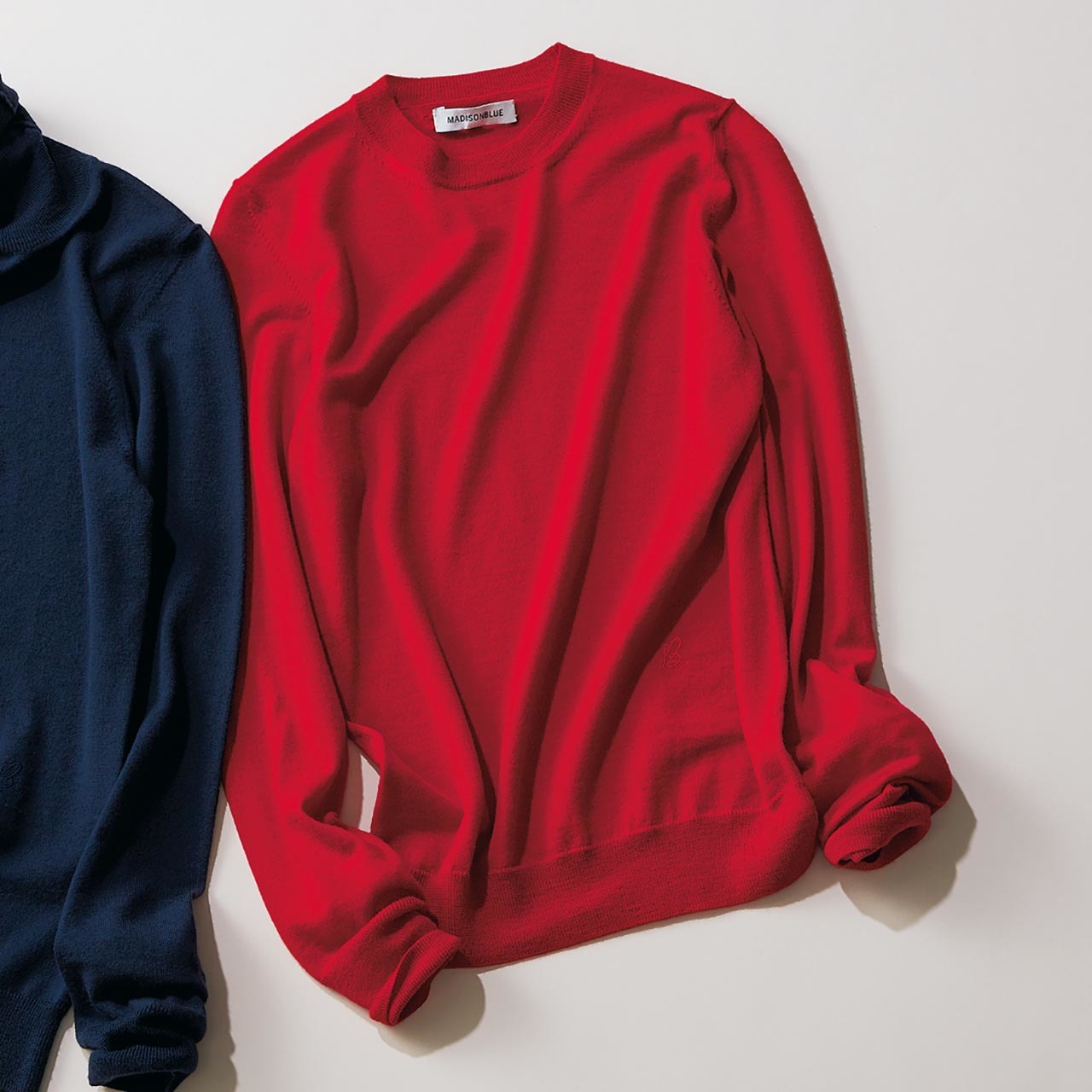 MADISONBLUEのクルーネックニット