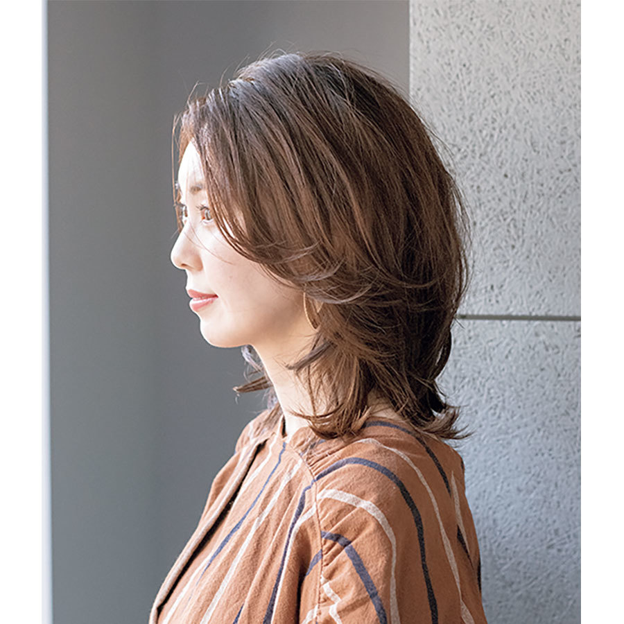 横から見た アラフォーに合う人気ヘアスタイル3位