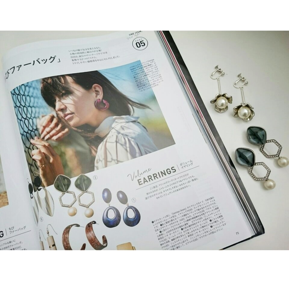 アクリルストーンが素敵なアデルビジューボリュームイヤリング届きました♪_1_1