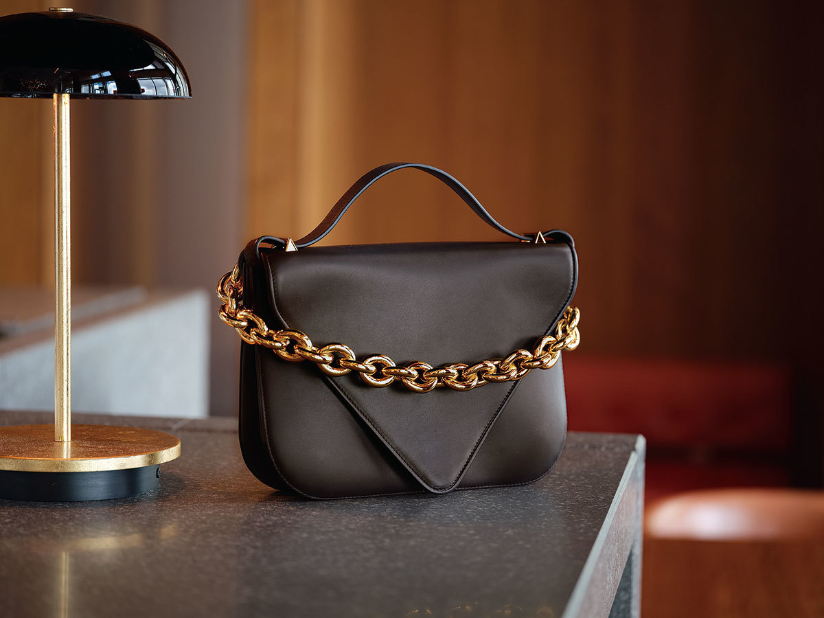 ■BOTTEGA VENETA マウント