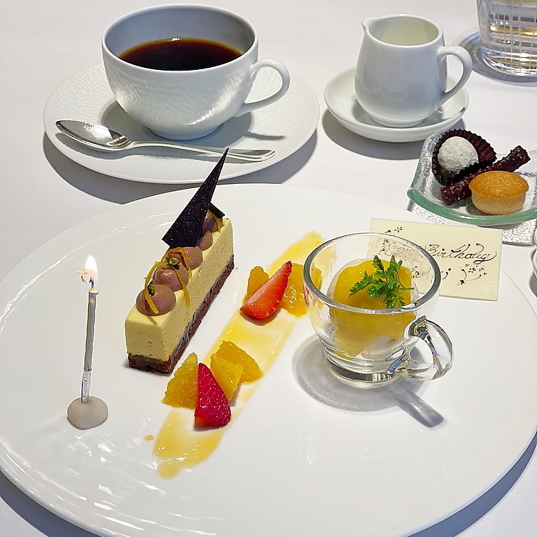 Blanc Rouge ブランルージュ 東京ステーションホテル デザート お誕生日