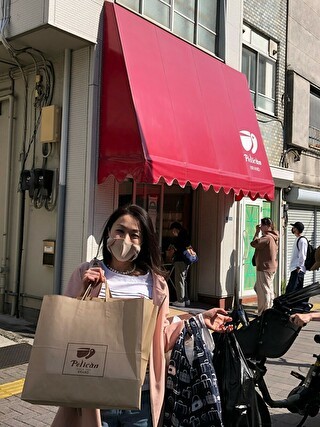 予約しておいたペリカンのパンをゲット!