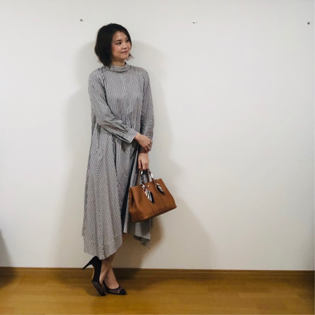 ゆったりシルエットのワンピース風にアレンジするも ファッション誌marisol マリソル Online 40代をもっとキレイに 女っぷり上々