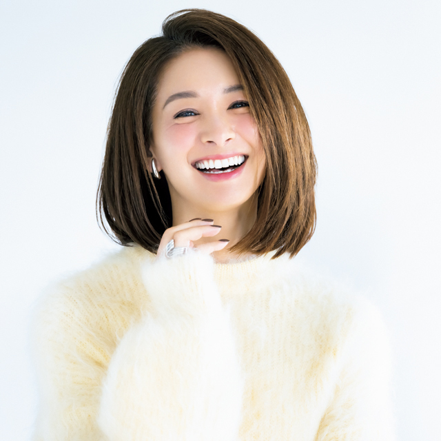 ツヤ ボリューム アレンジ映えが叶う イナトモボブ 最新ボブヘア 50代髪型人気ランキングtop10 Web Eclat 50代女性のためのファッション ビューティ ライフスタイル最新情報