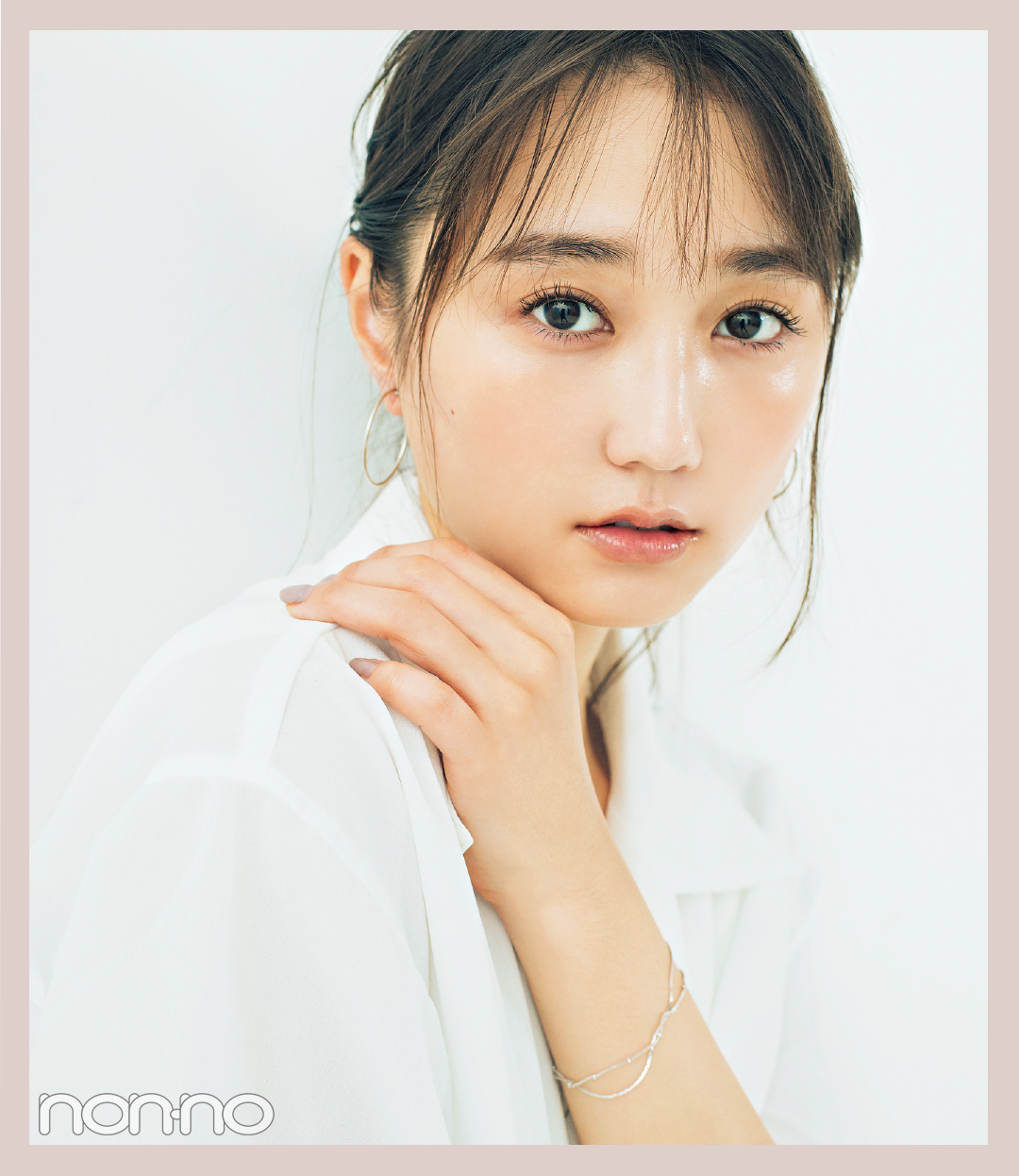 初心者さんにもおすすめ♡ 極薄ベースメイク単品でハイライトいらずのツヤ肌に!_1_2