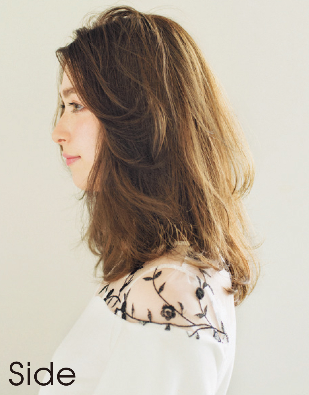 ぺたんこ髪でも 髪が多くてもｏｋ 石原さとみさん風ミディヘア見本帳 Non No Web ファッション 美容 モデル情報を毎日お届け
