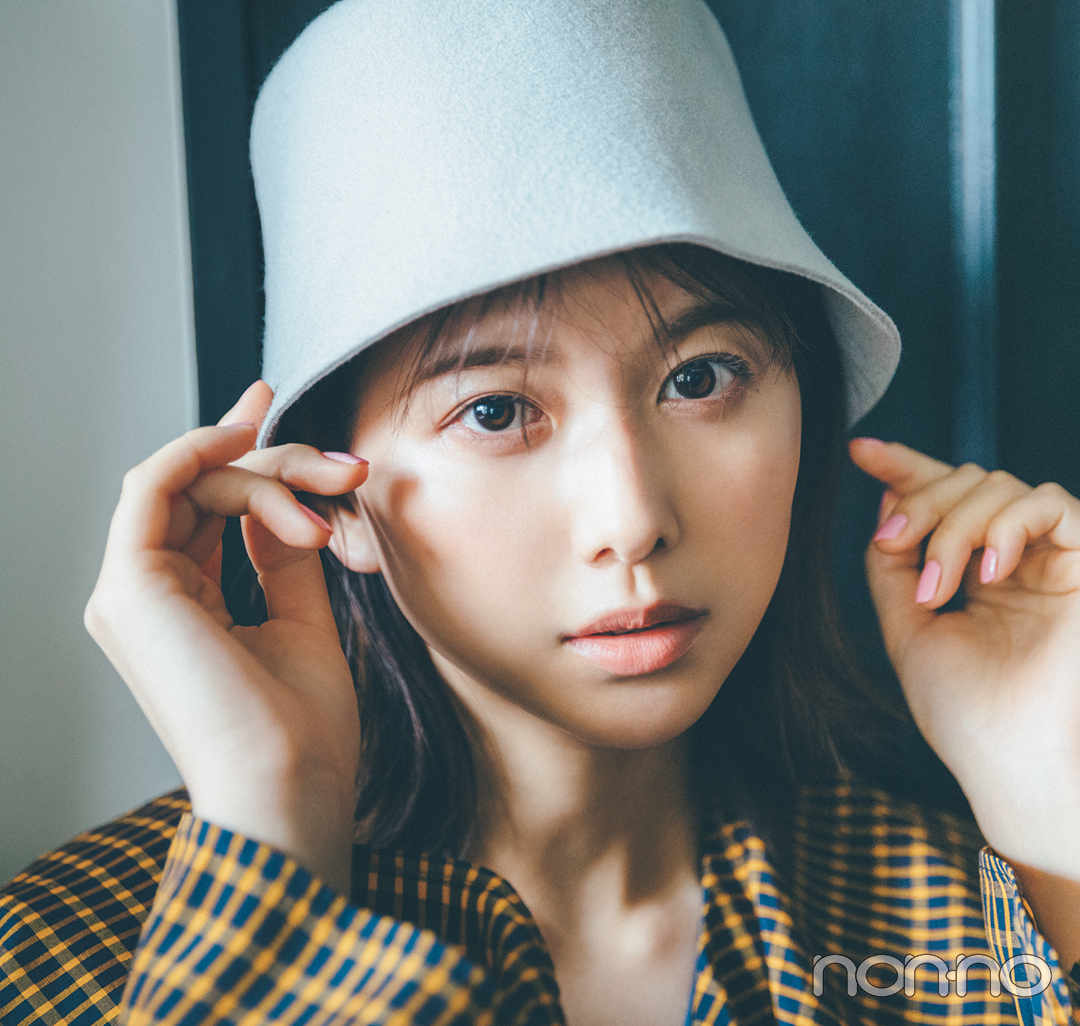 渡邉理佐の2022年秋トレンドモデルカット8−2