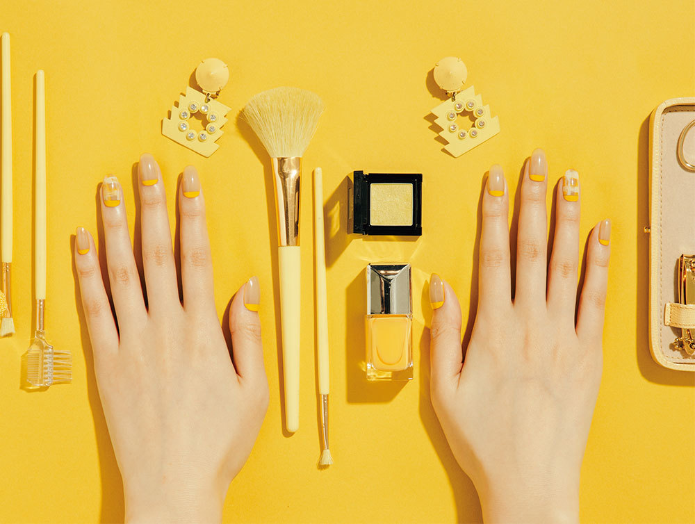 この春、一番の旬なカラー「Pop Yellow」で わくわくする気分をアップ【春待ちネイル】_1_1