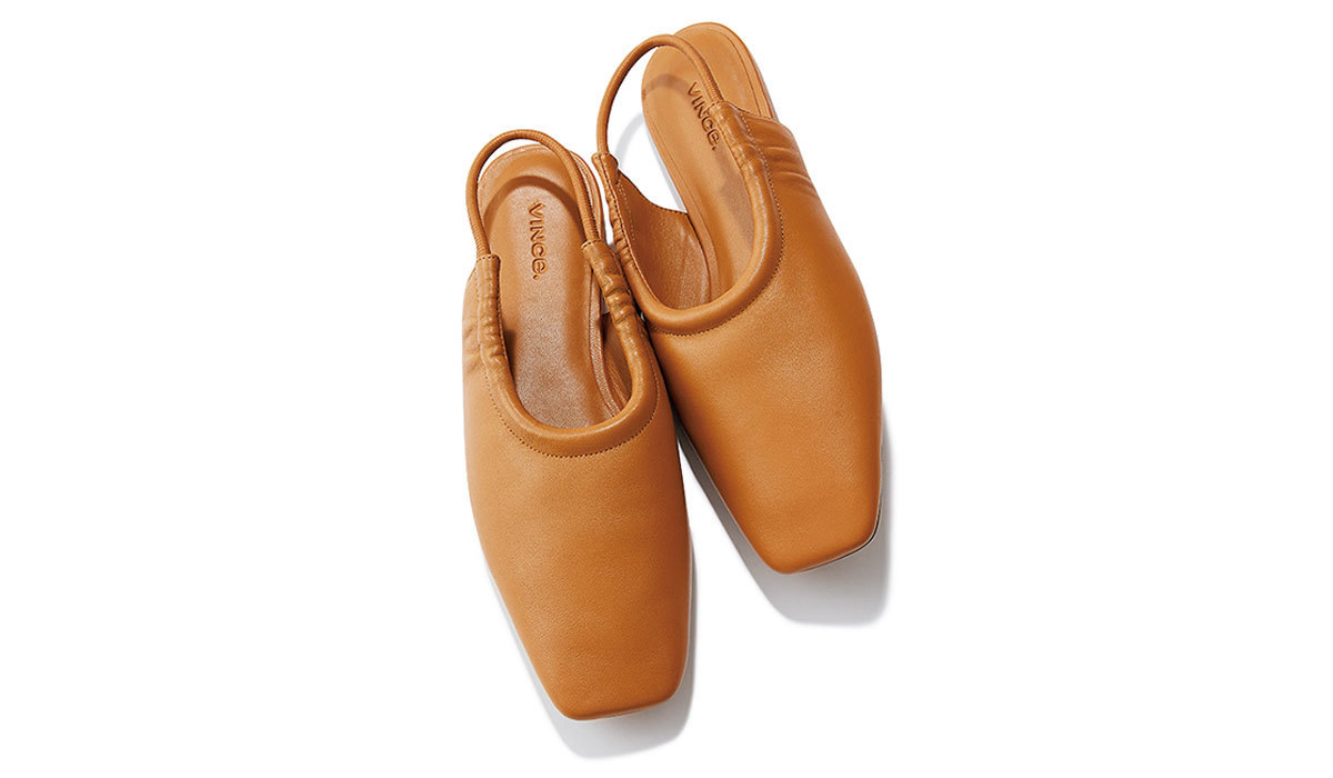 ■VINCE.のバックストラップフラット靴