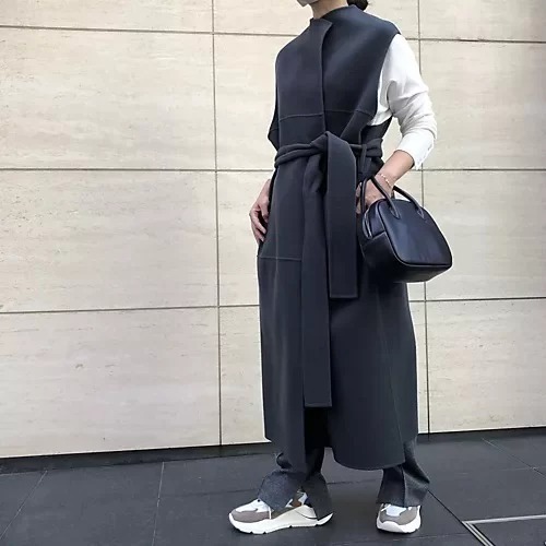 50代 ファッション 気温度の日は何を着ればいいの 服装に悩んだ時のお手本コーデ選 Web Eclat 50代 女性のためのファッション ビューティ ライフスタイル最新情報