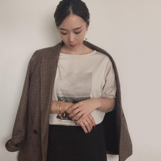 先日の肌寒い日のランチコーデ tops:Spick&Span skirt:Beauty&youth