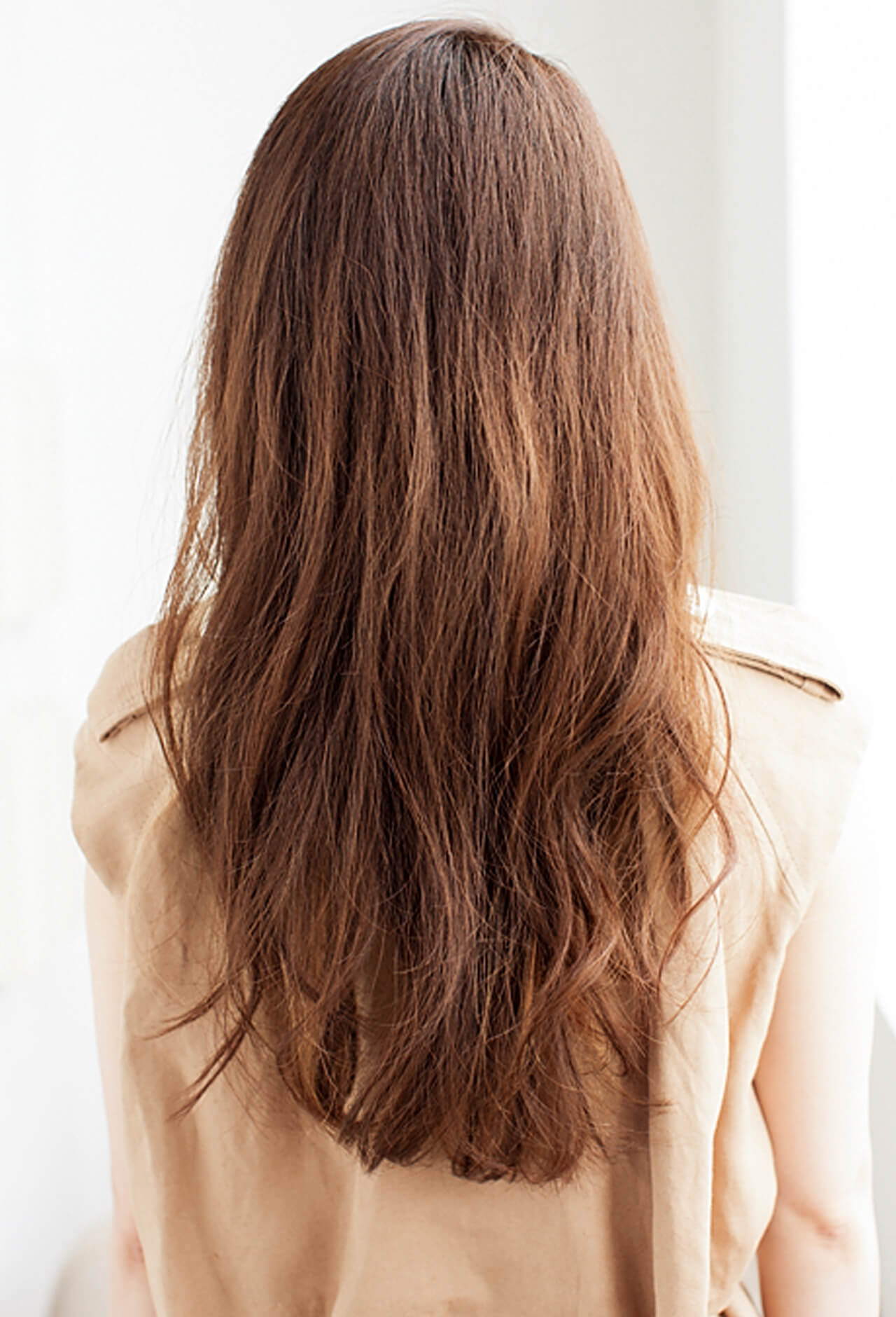 肌見せで小顔に!リラックス感のあるロングヘアを実現【40代のロングヘア】_1_3