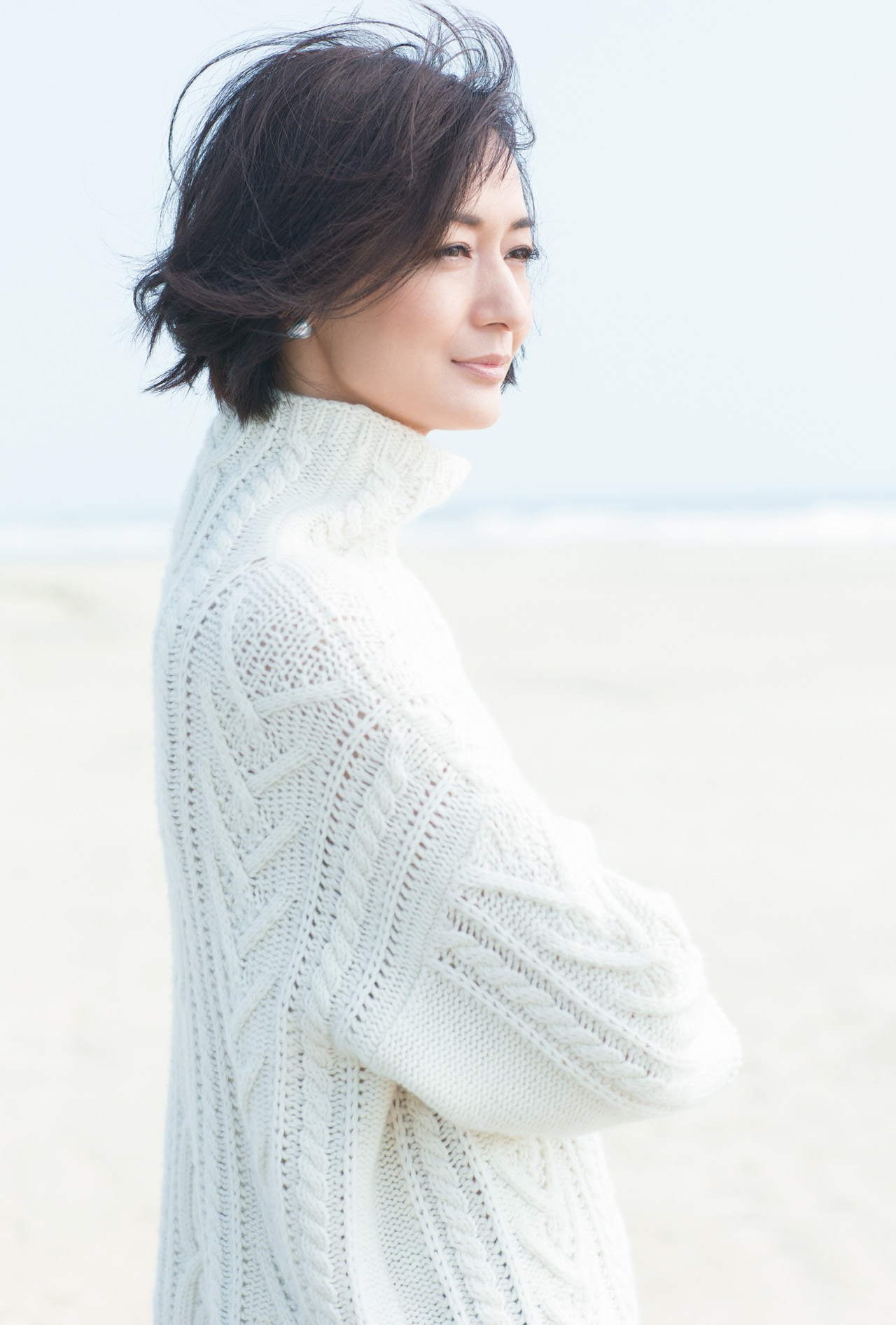 富岡佳子 、ウインターホワイトに包まれて 五選_1_1